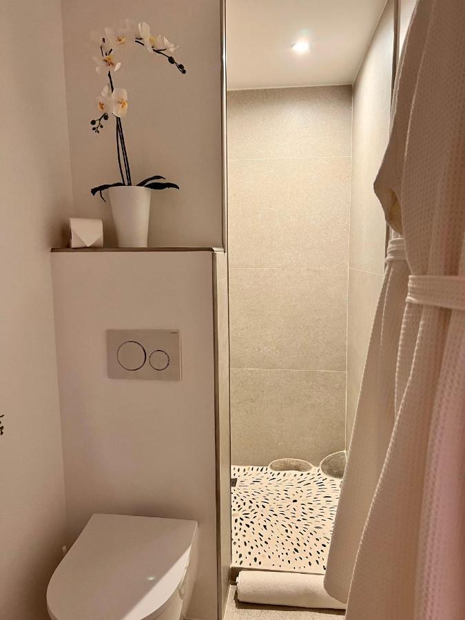 Tamarin & Capucin Suite Balneo Aubagne Eksteriør billede