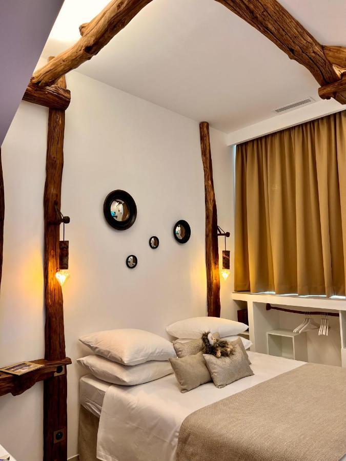 Tamarin & Capucin Suite Balneo Aubagne Eksteriør billede