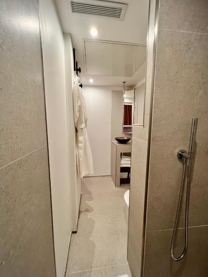 Tamarin & Capucin Suite Balneo Aubagne Eksteriør billede