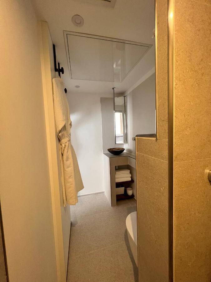 Tamarin & Capucin Suite Balneo Aubagne Eksteriør billede